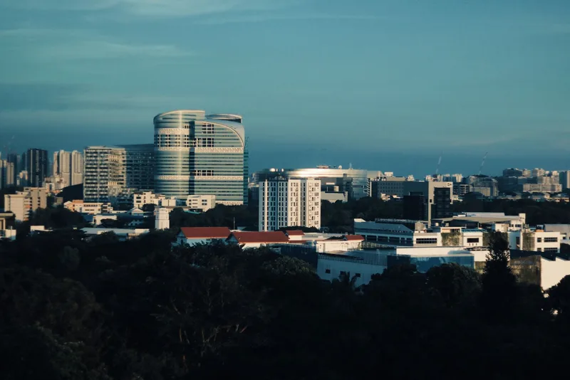 Modern Singapore skyline representing the ecommerce opportunity available to new online business owners